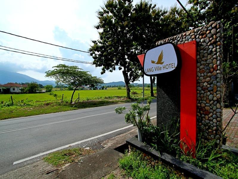 Langville Hotel Pantai Cenang  Zewnętrze zdjęcie